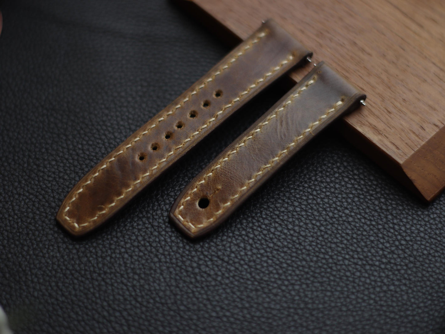 BRUNETTE BROWN (BEACH) - FULL STITCHED WATCH STRAPS grip