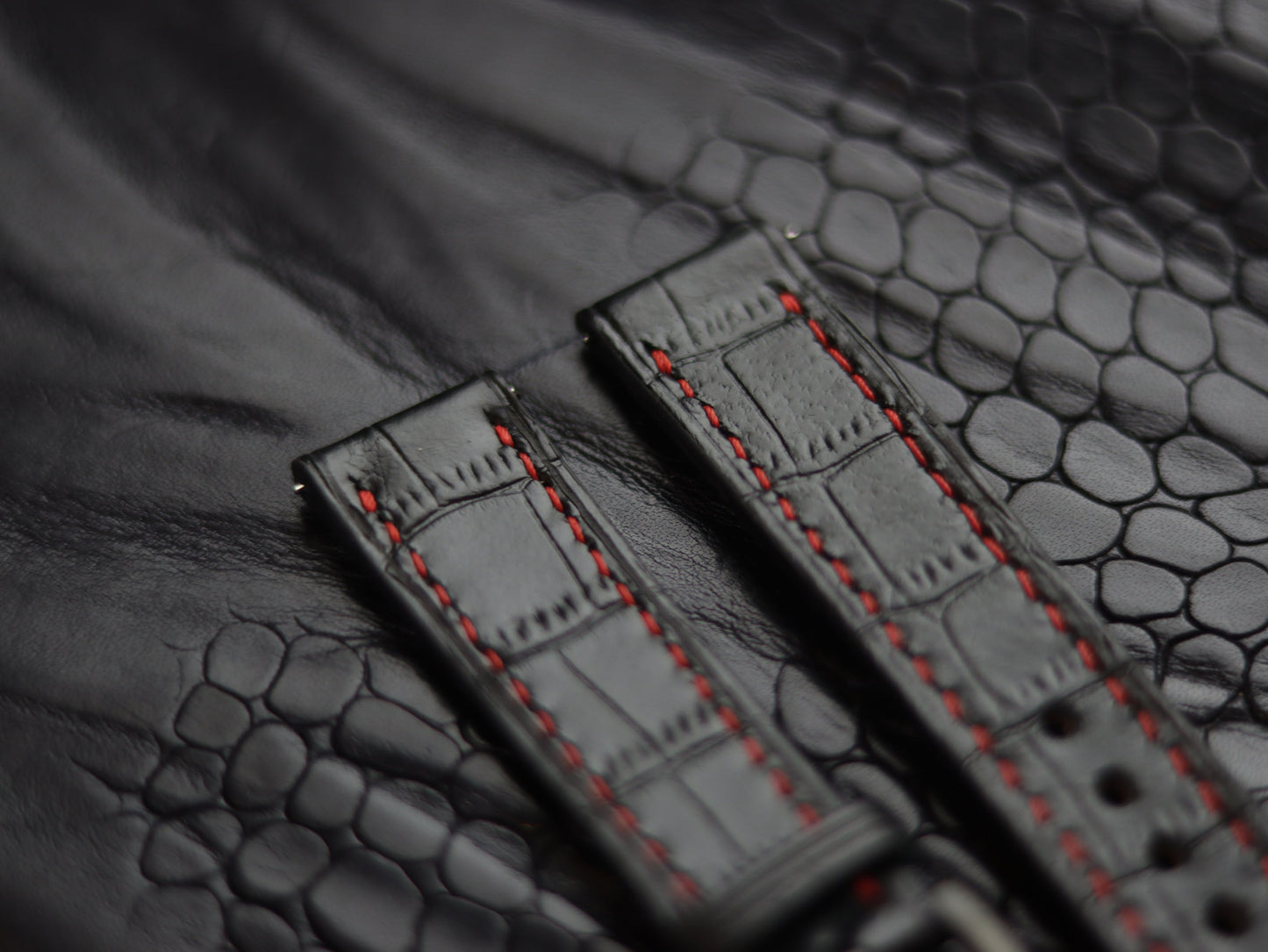 LEATHER STRAPS PYANTOM BLACK (RED) FULL STITCHED GRIP LEATHER GOODS