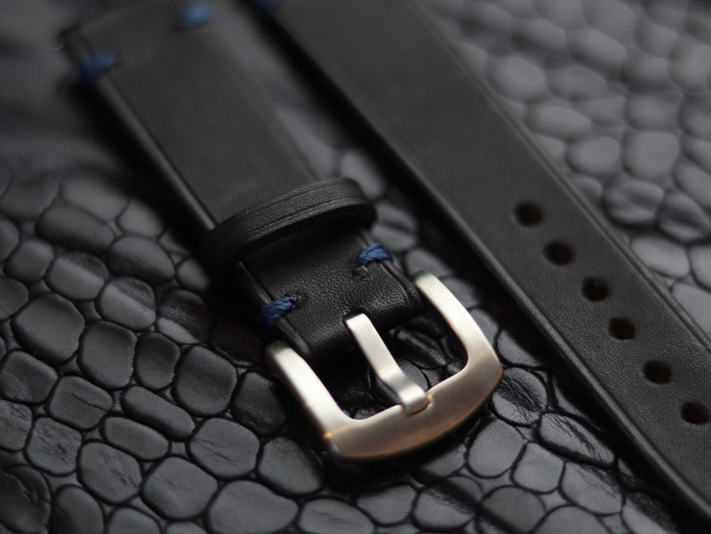 LEATHER STRAPS MATTE BLACK (BLUE ) MINIMAL STITCHED GRIP LEATHER GOODS