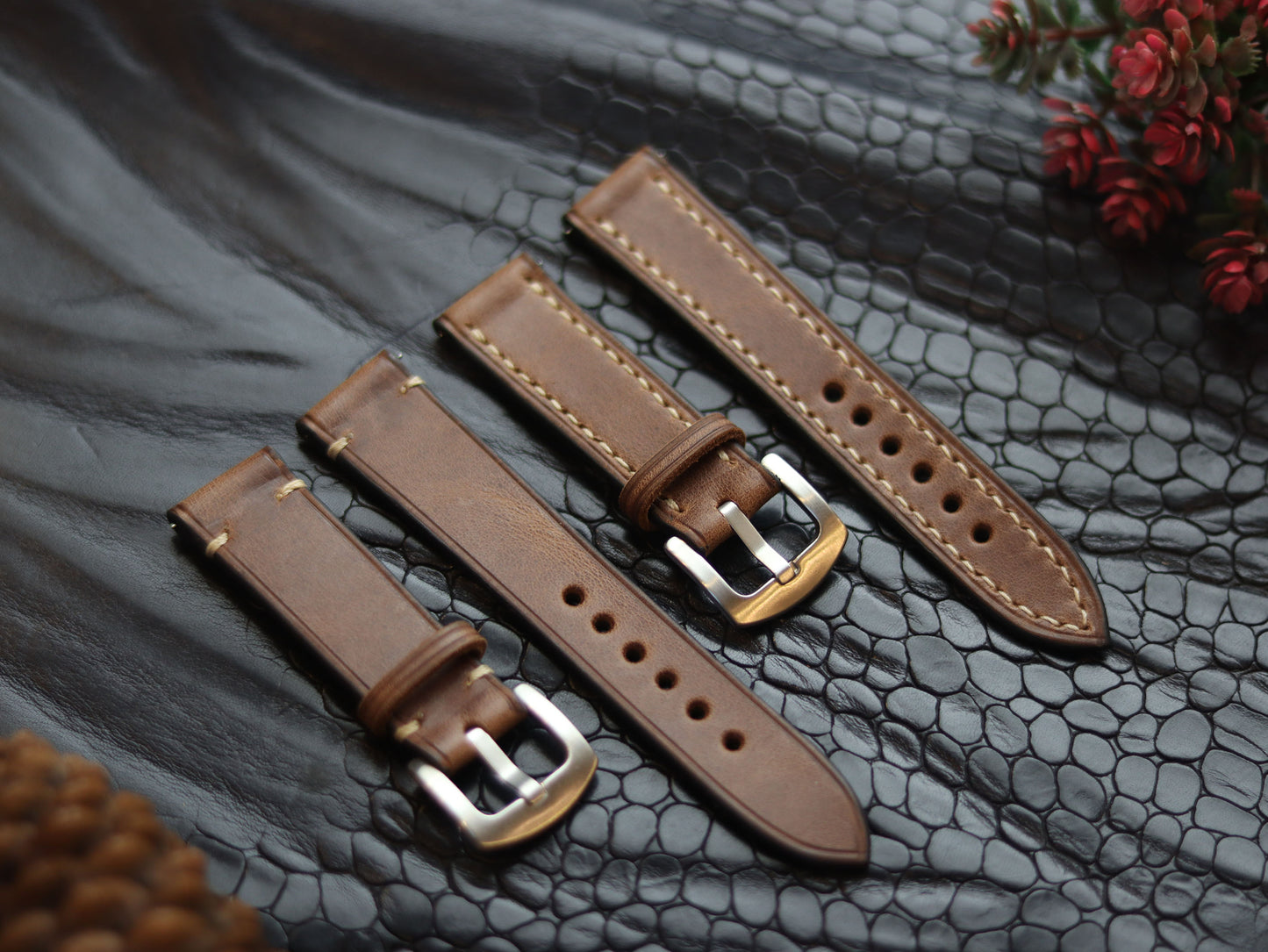 LEATHER STRAPS COFFEE BROWN (BEACH) FULL STITCHED GRIP LEATHER GOODS