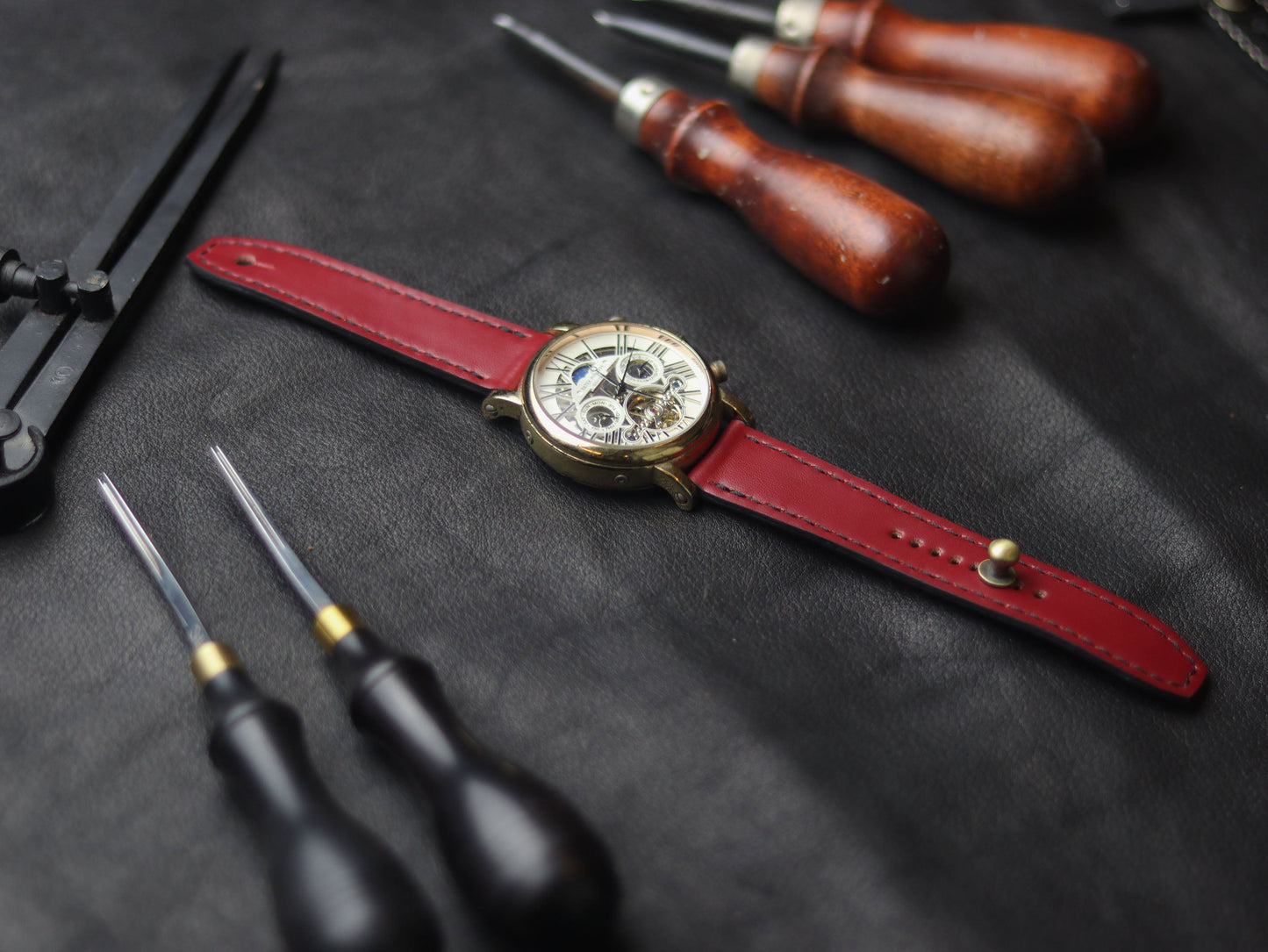 CRIMSON RED (BLACK) - FULL STITCHED WATCH STRAPS grip