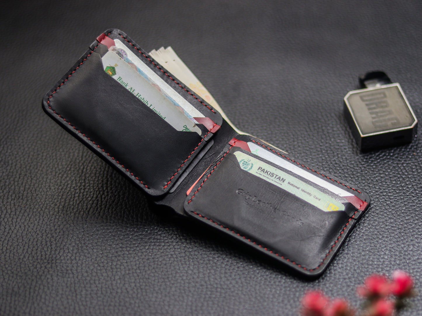URBAN LEATHER WALLET CHARCOLE BLACK & RED grip