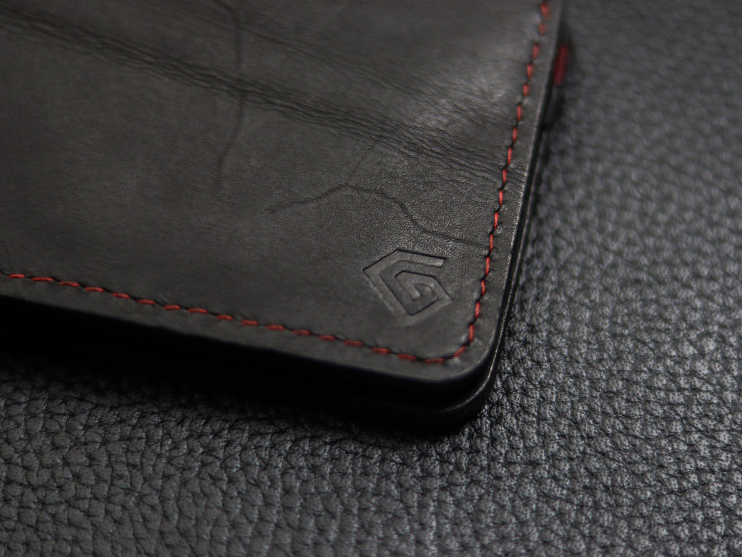 URBAN LEATHER WALLET CHARCOLE BLACK & RED grip