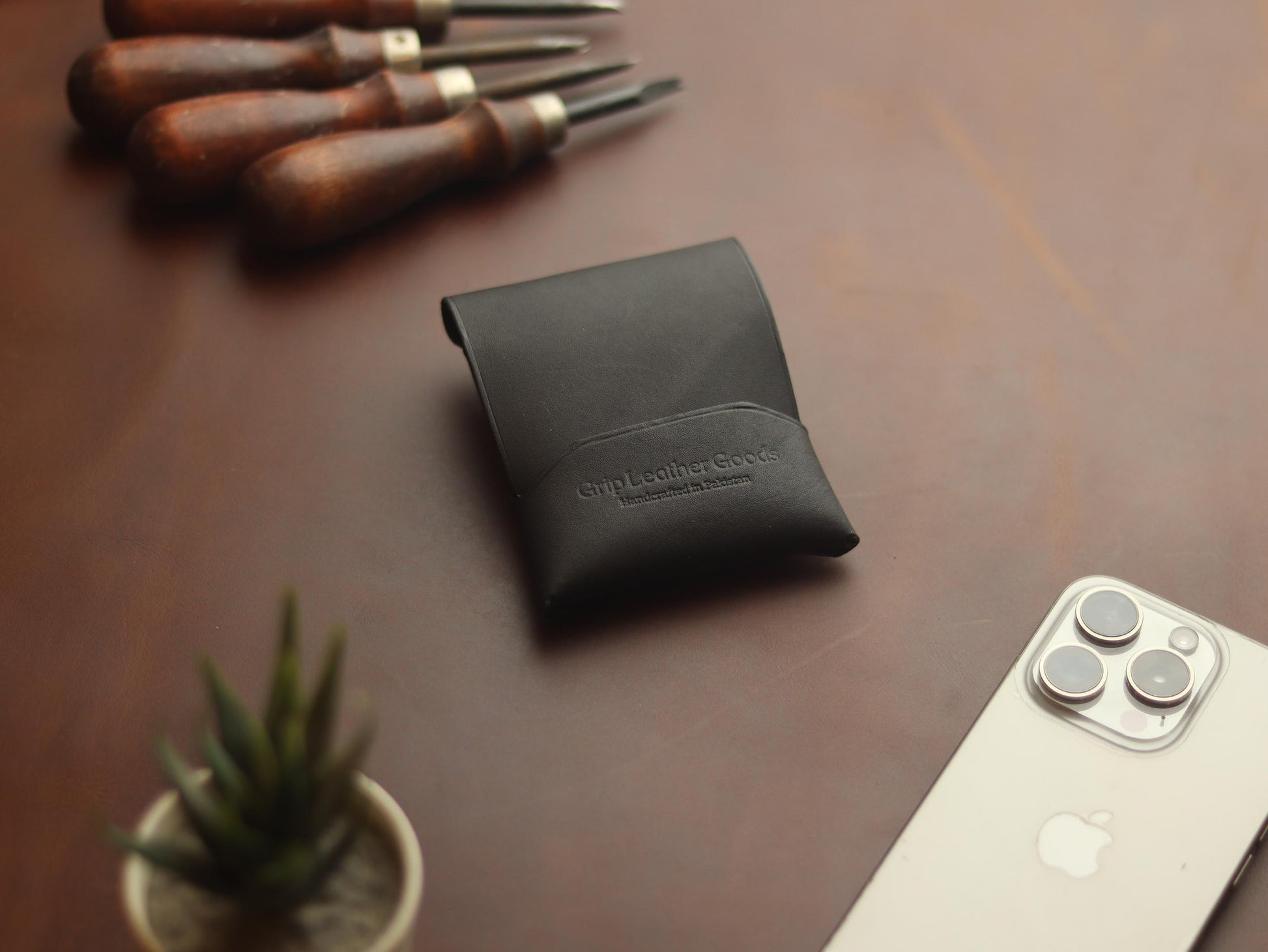 Trevon -BLACK GRIP LEATHER GOODS