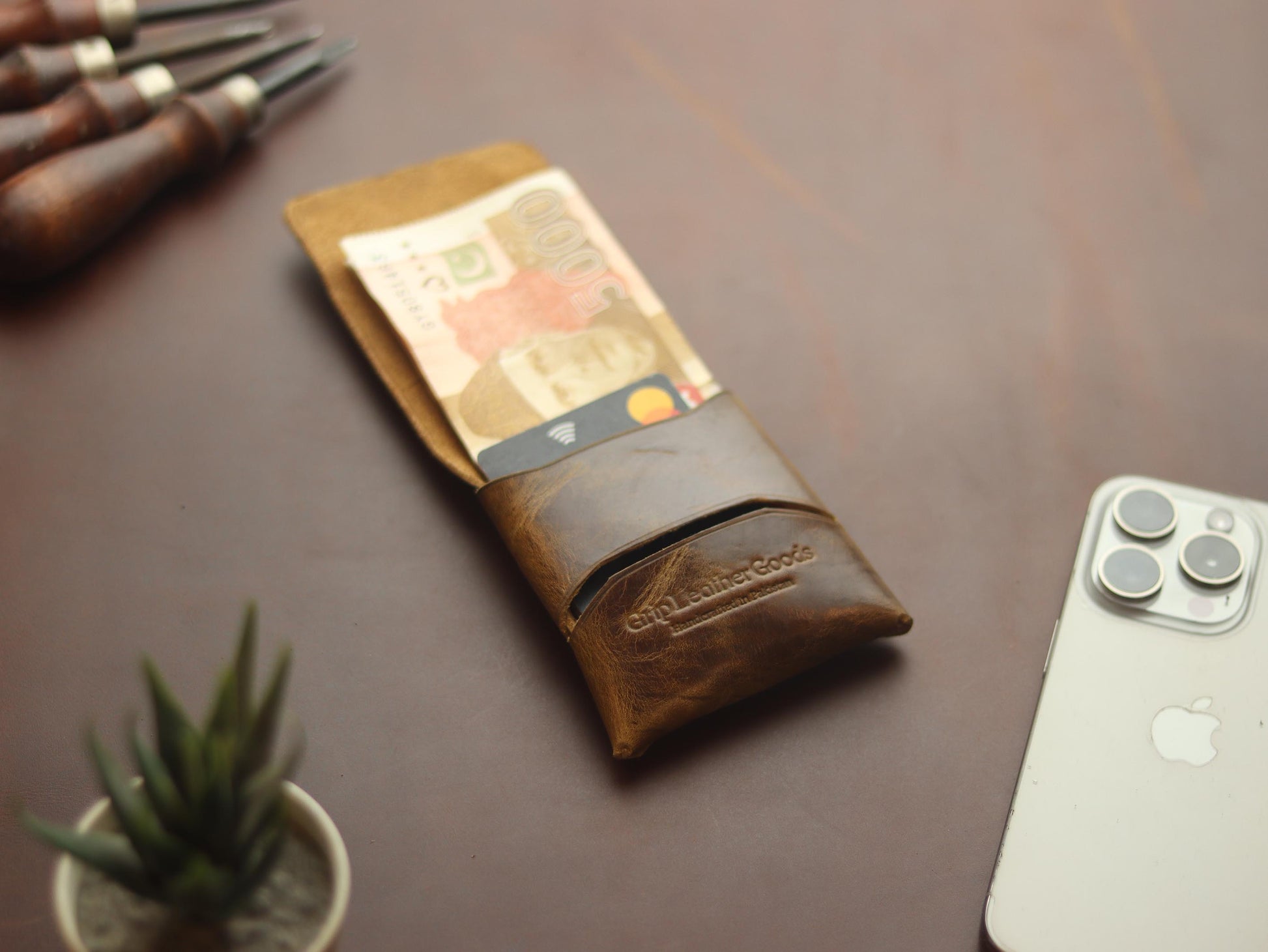 Trevon - BROWN GRIP LEATHER GOODS