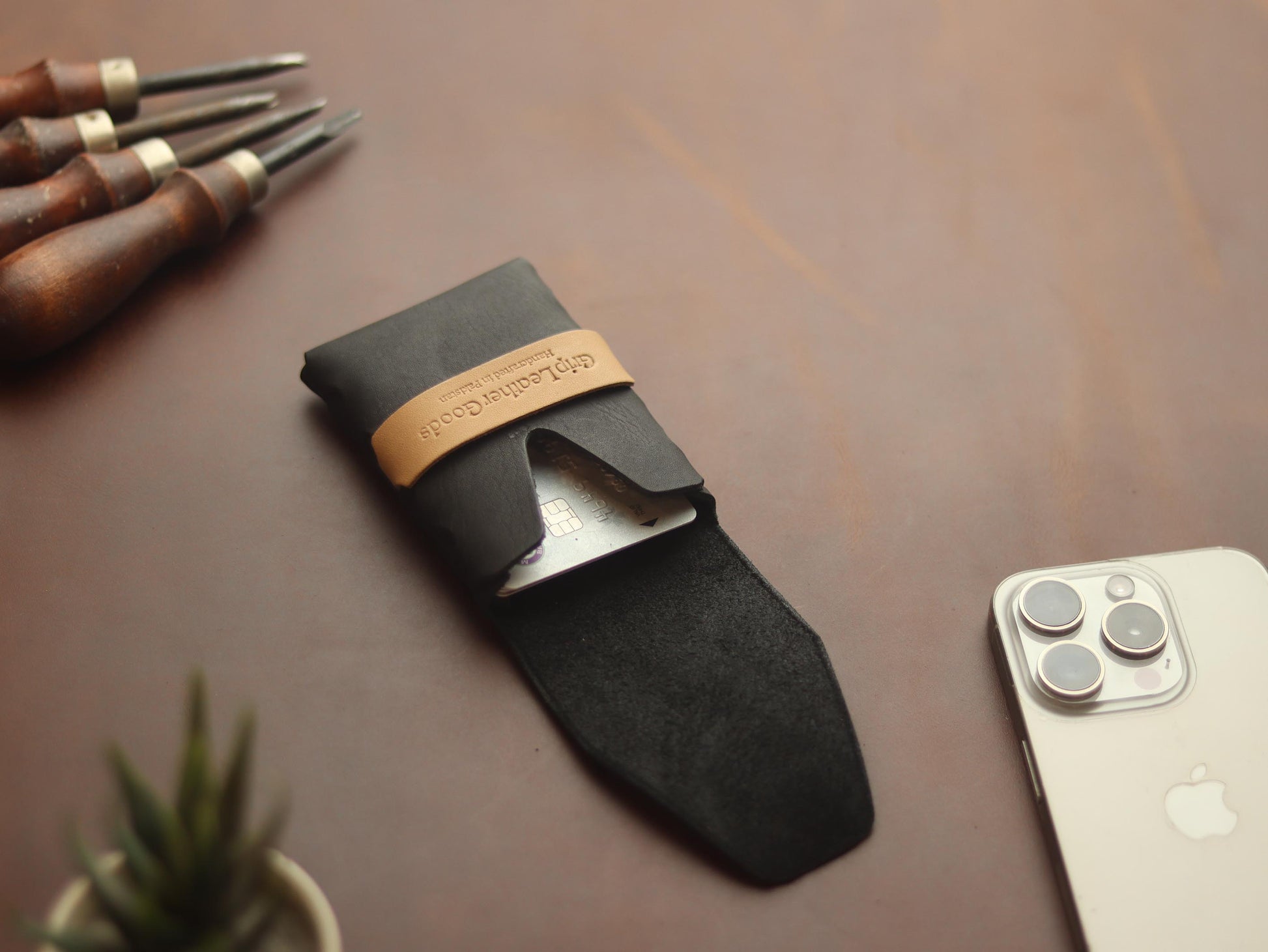 SEAMLESS REVAN BLACK grip