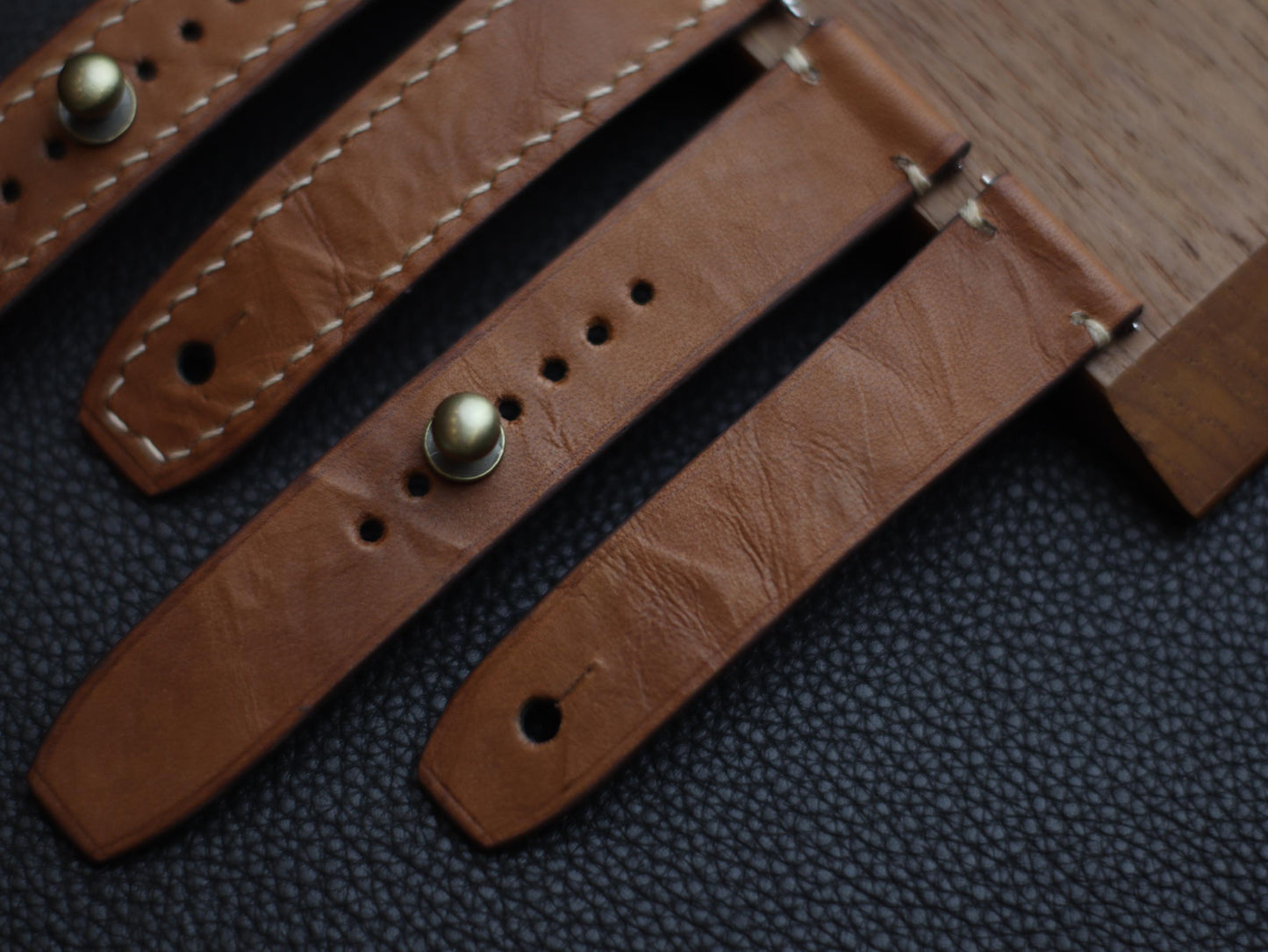 CHESTNUT BROWN (BEACH) - FULL STITCHED WATCH STRAPS grip