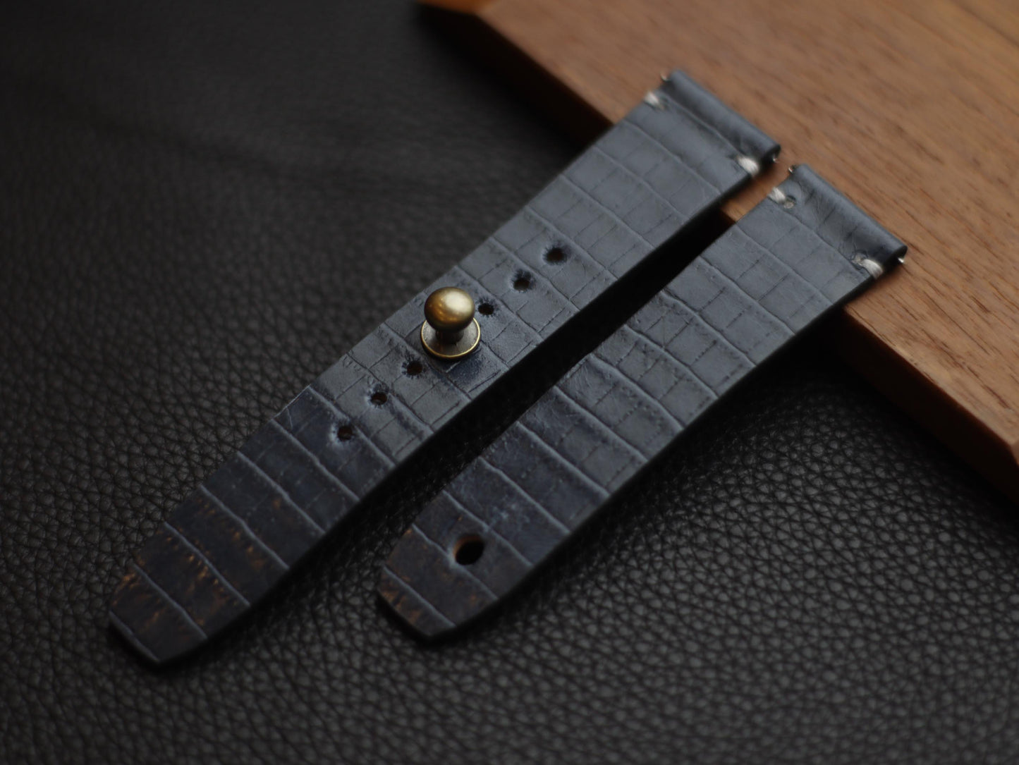 IMPERIAL BLUE  (BEACH) - MINIMAL STITCHED WATCH STRAPS grip