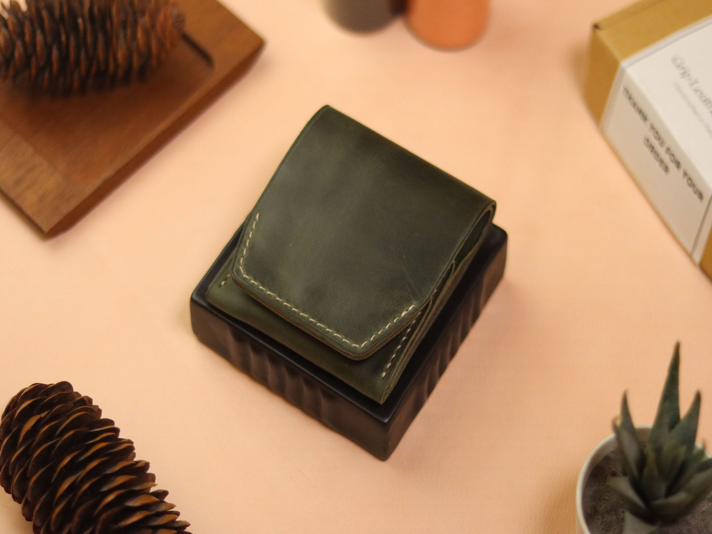 CARVES MINI SMART WALLET EMERALD GREEN