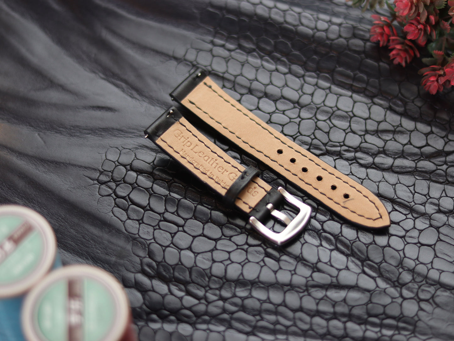 LEATHER STRAPS MATTE  BLACK (BLACK) FULL STITCHED GRIP LEATHER GOODS