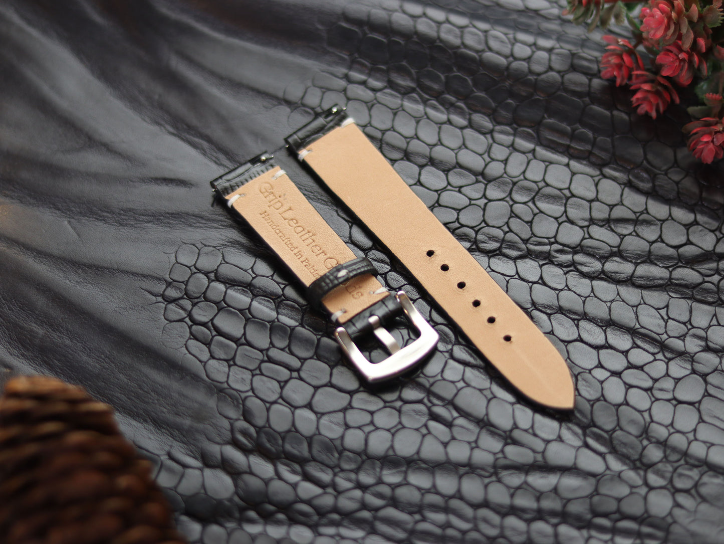 LEATHER STRAPS PHANTOM BLACK (WHITE) MINIMAL STITCHED GRIP LEATHER GOODS