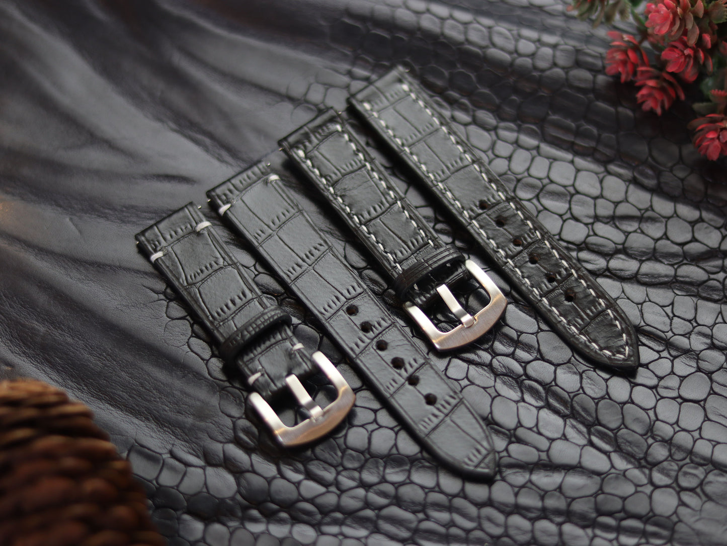 LEATHER STRAPS PHANTOM BLACK (WHITE) MINIMAL STITCHED GRIP LEATHER GOODS