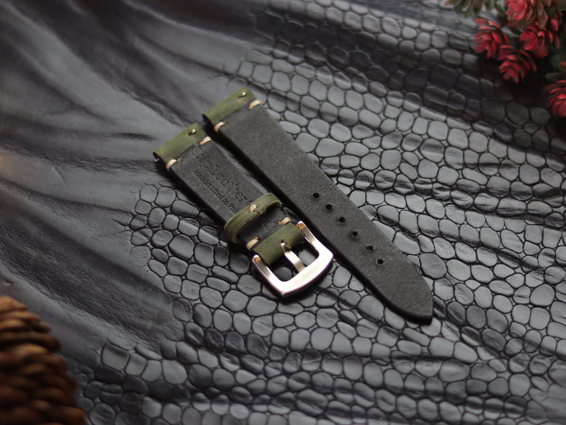 LEATHER STRAPS EMERALD GREEN (BEACH)  MINIMAL  STITCHED GRIP LEATHER GOODS