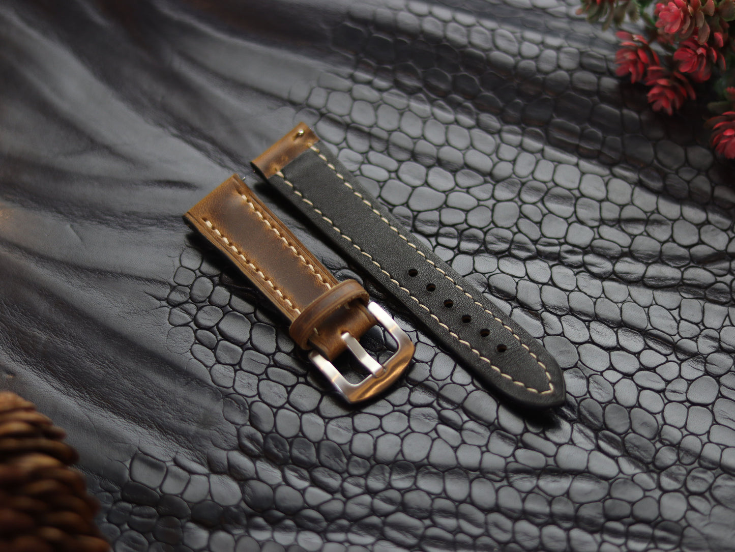 LEATHER STRAPS BRUNETTE BROWN (BEACH)  FULL STITCHED GRIP LEATHER GOODS