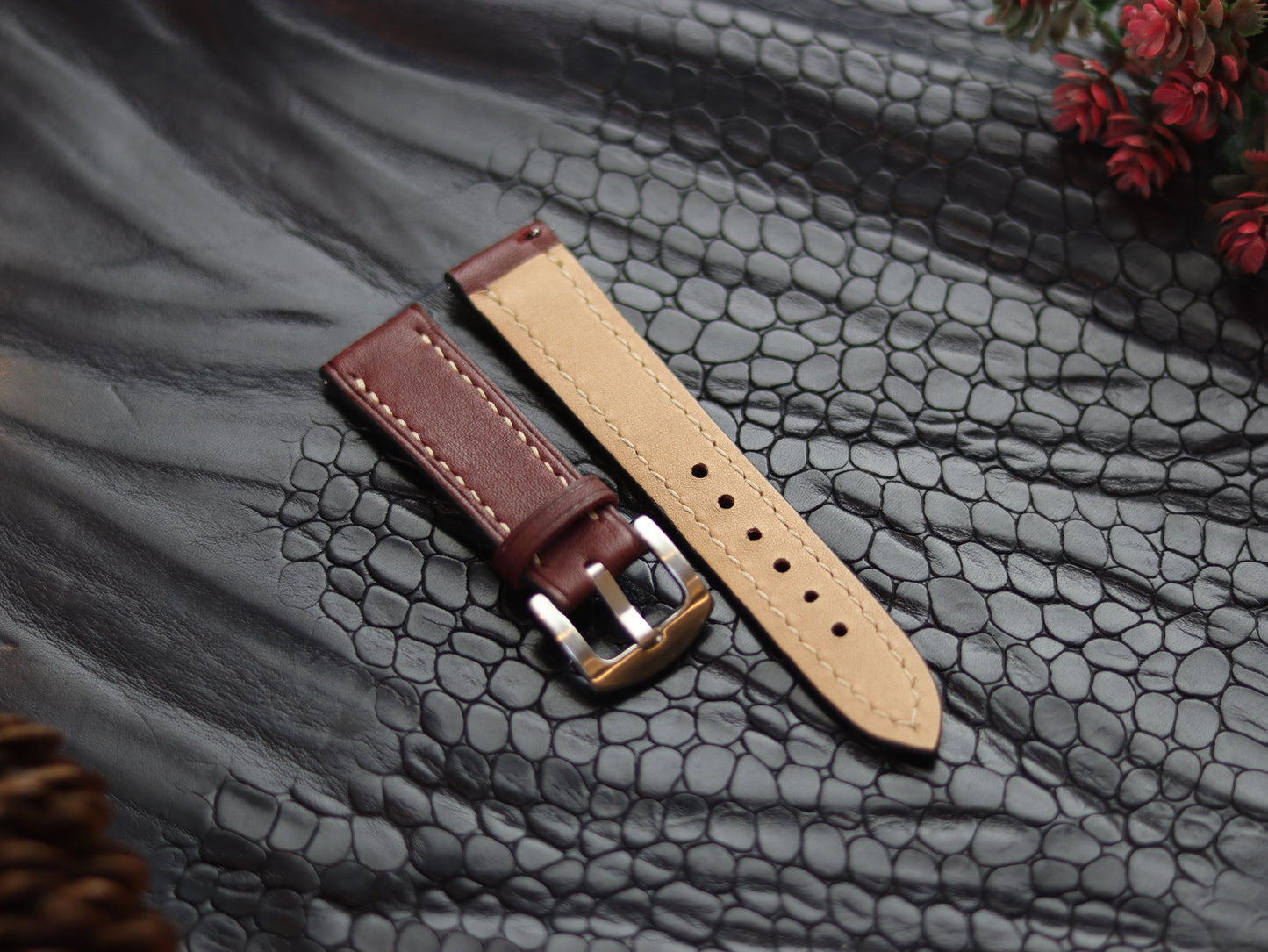 LEATHER STRAPS VINTAGE RED (BEACH)  FULL STITCHED GRIP LEATHER GOODS