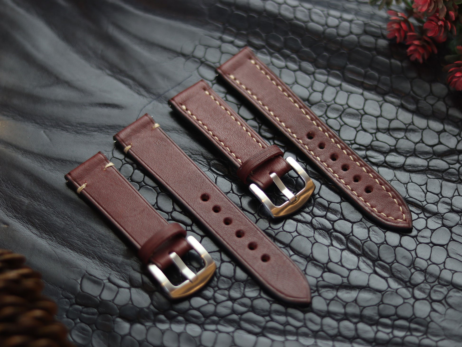 LEATHER STRAPS VINTAGE RED (BEACH)  FULL STITCHED GRIP LEATHER GOODS
