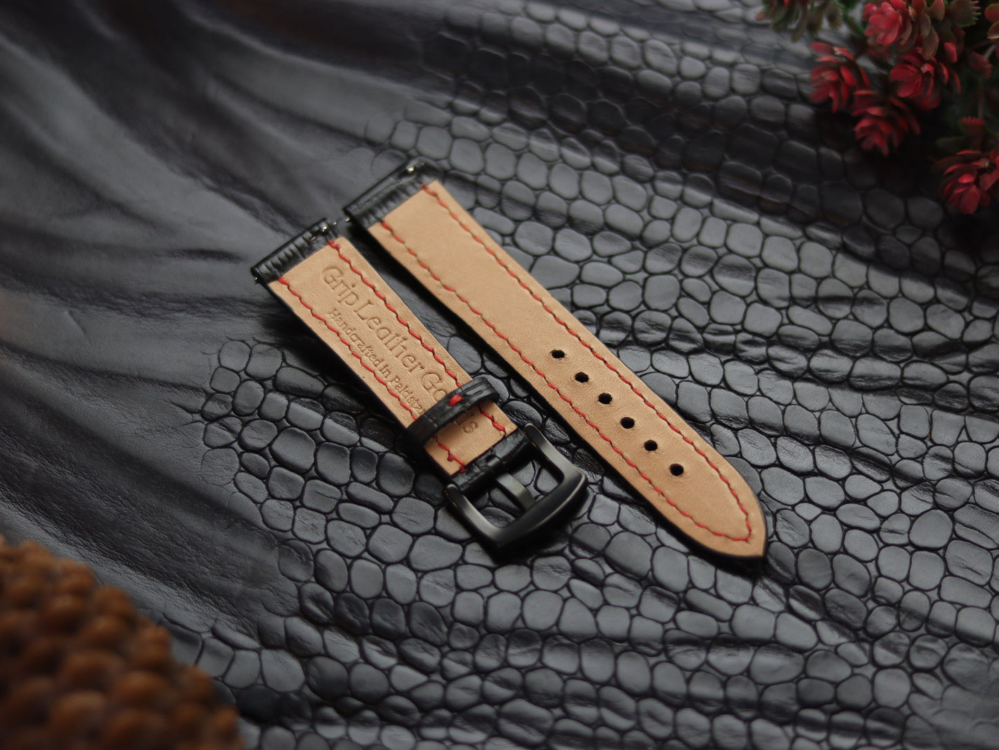 LEATHER STRAPS PYANTOM BLACK (RED)  FULL STITCHED GRIP LEATHER GOODS