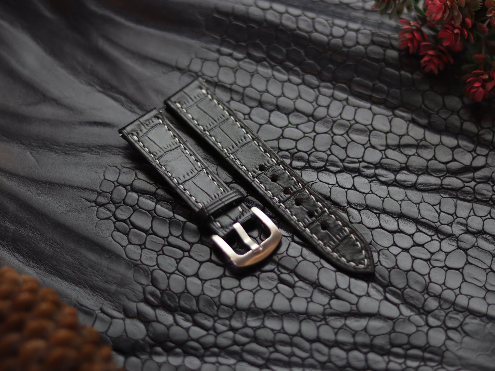 LEATHER STRAPS PHANTOM BLACK (WHITE  ) FULL STITCHED GRIP LEATHER GOODS