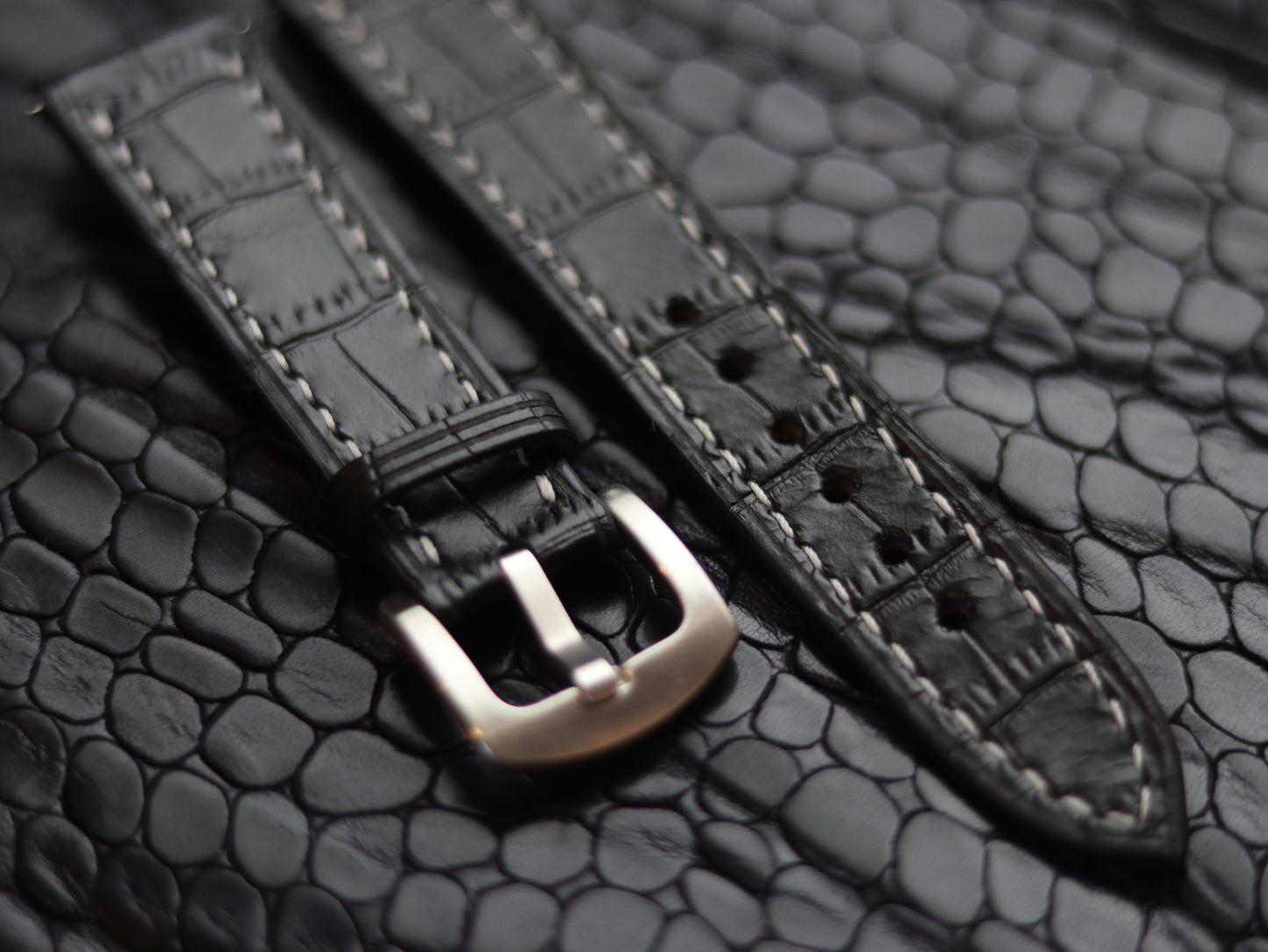 LEATHER STRAPS PHANTOM BLACK (WHITE  ) FULL STITCHED GRIP LEATHER GOODS