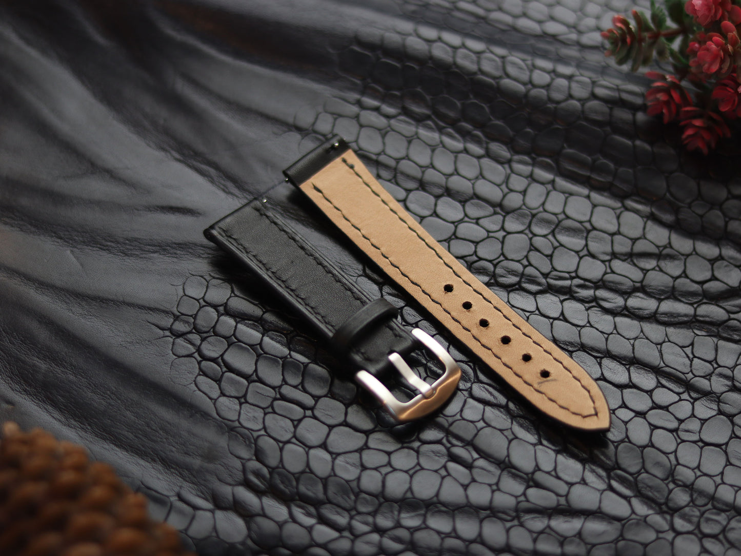 LEATHER STRAPS MATTE  BLACK (BLACK) FULL STITCHED GRIP LEATHER GOODS