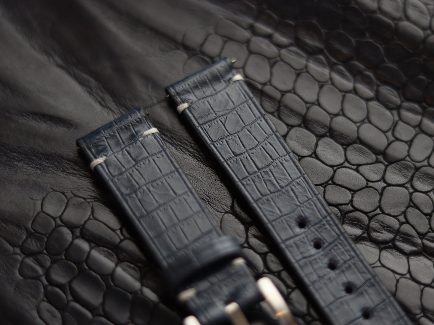 LEATHER STRAPS IMPERIAL BLUE (WHITE)  MINIMAL STITCHED GRIP LEATHER GOODS