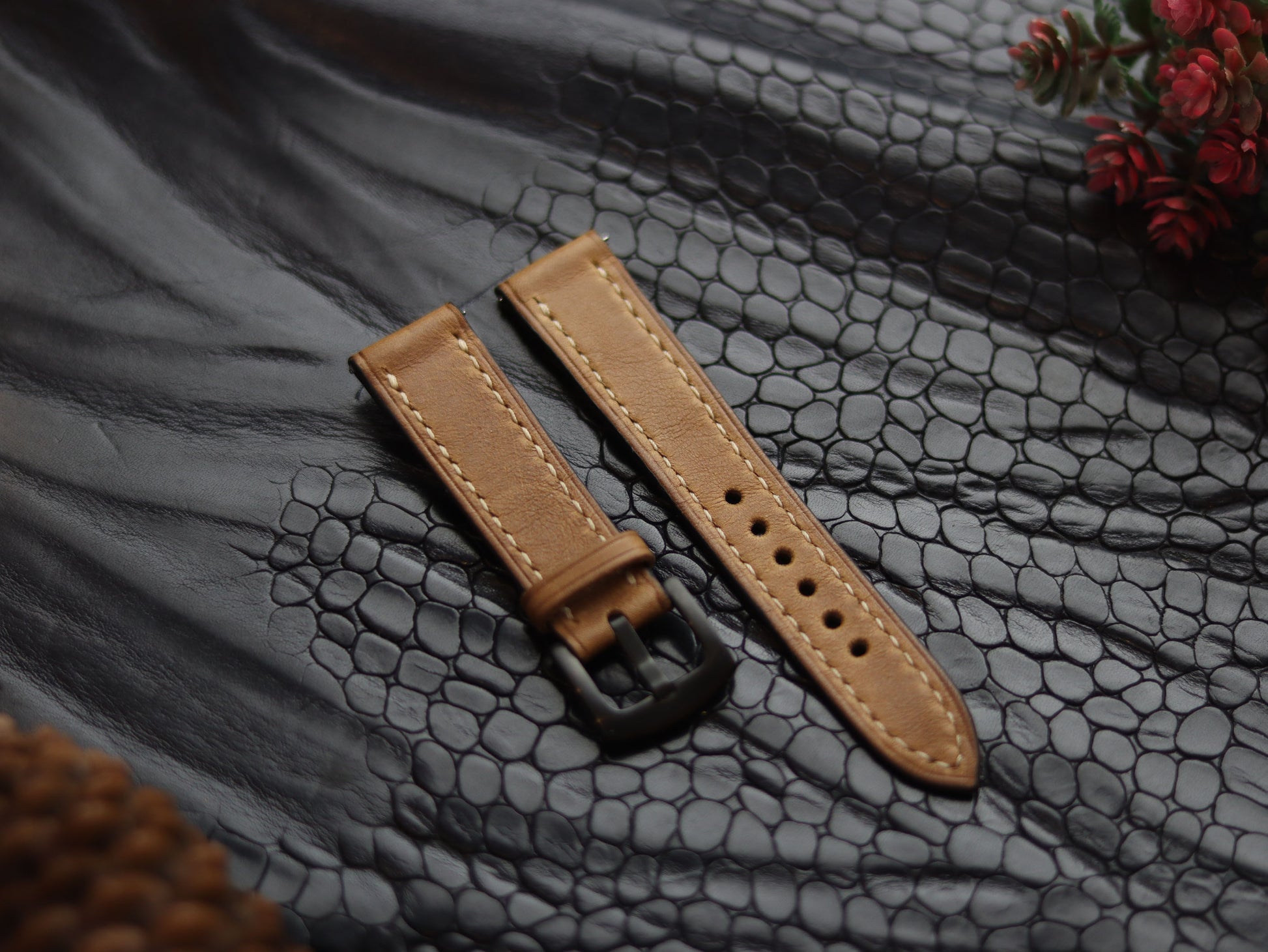 LEATHER STRAPS PEBBLE BROWN (BEACH)  FULL STITCHED GRIP LEATHER GOODS