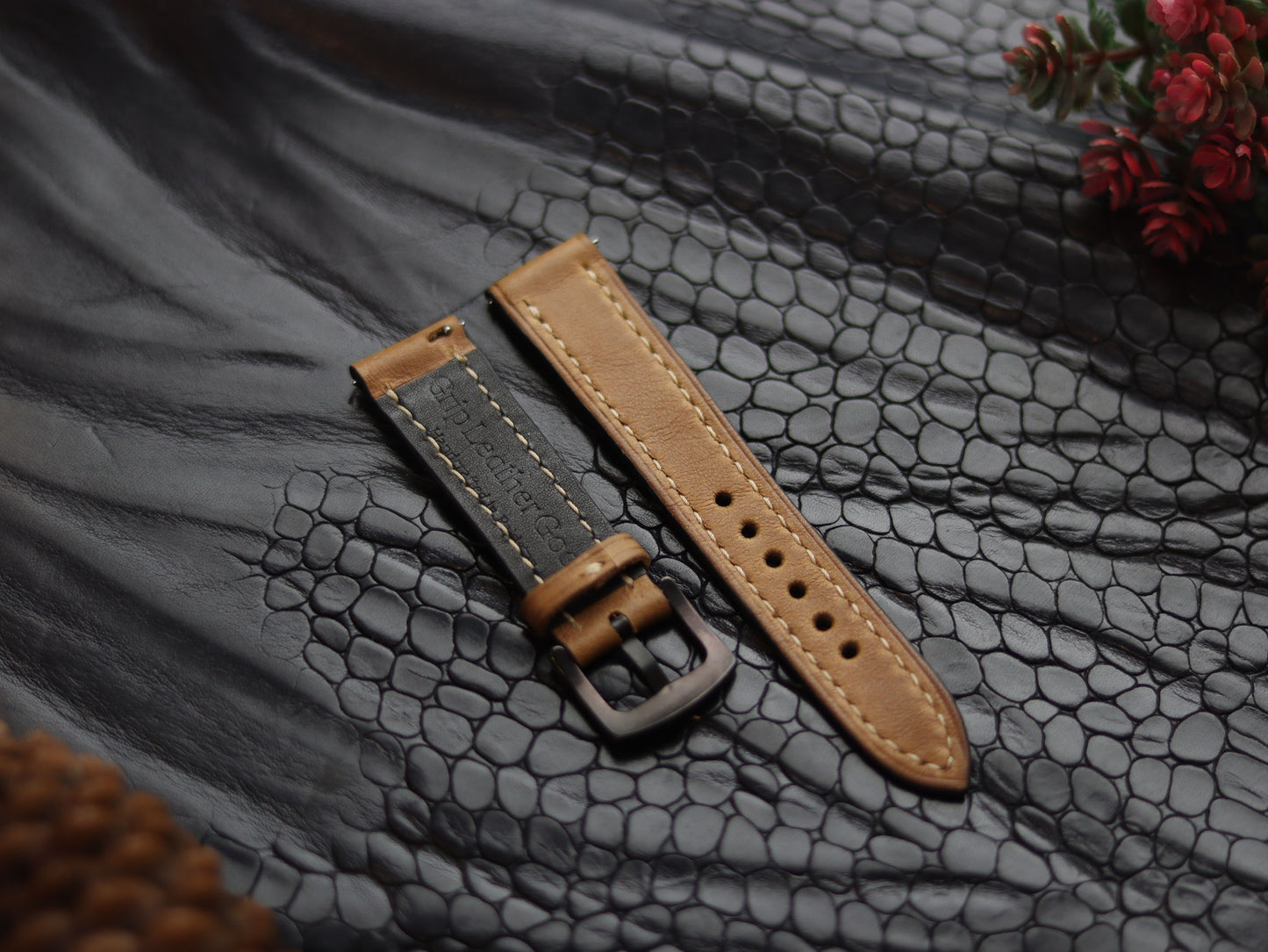 LEATHER STRAPS PEBBLE BROWN (BEACH)  FULL STITCHED GRIP LEATHER GOODS