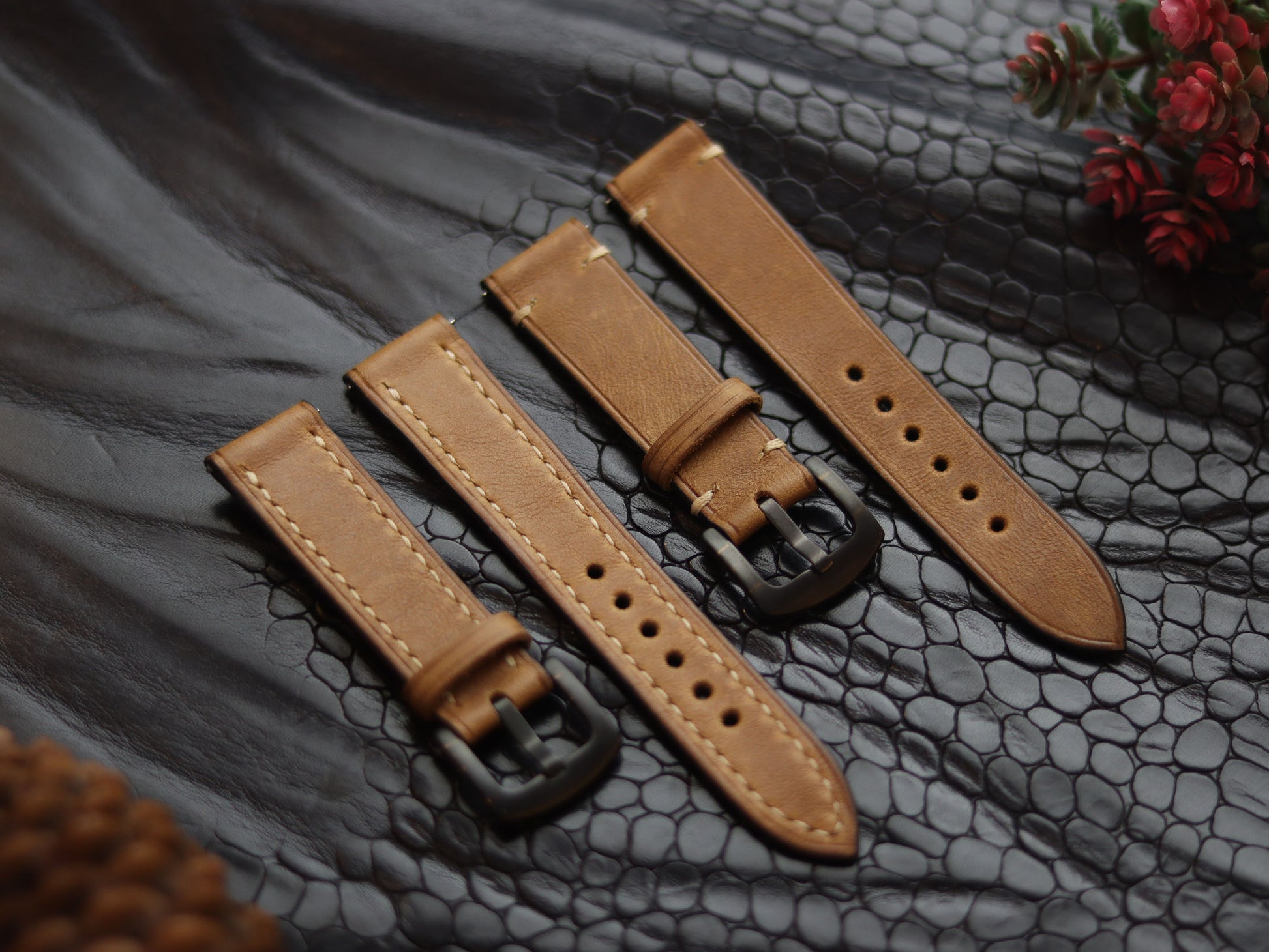 LEATHER STRAPS PEBBLE BROWN (BEACH)  FULL STITCHED GRIP LEATHER GOODS