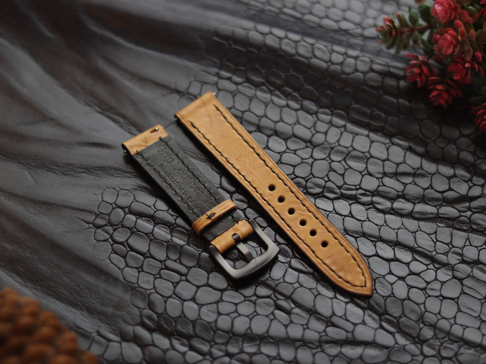 LEATHER STRAPS CLASSIC OAK (BLACK)  FULL STITCHED GRIP LEATHER GOODS