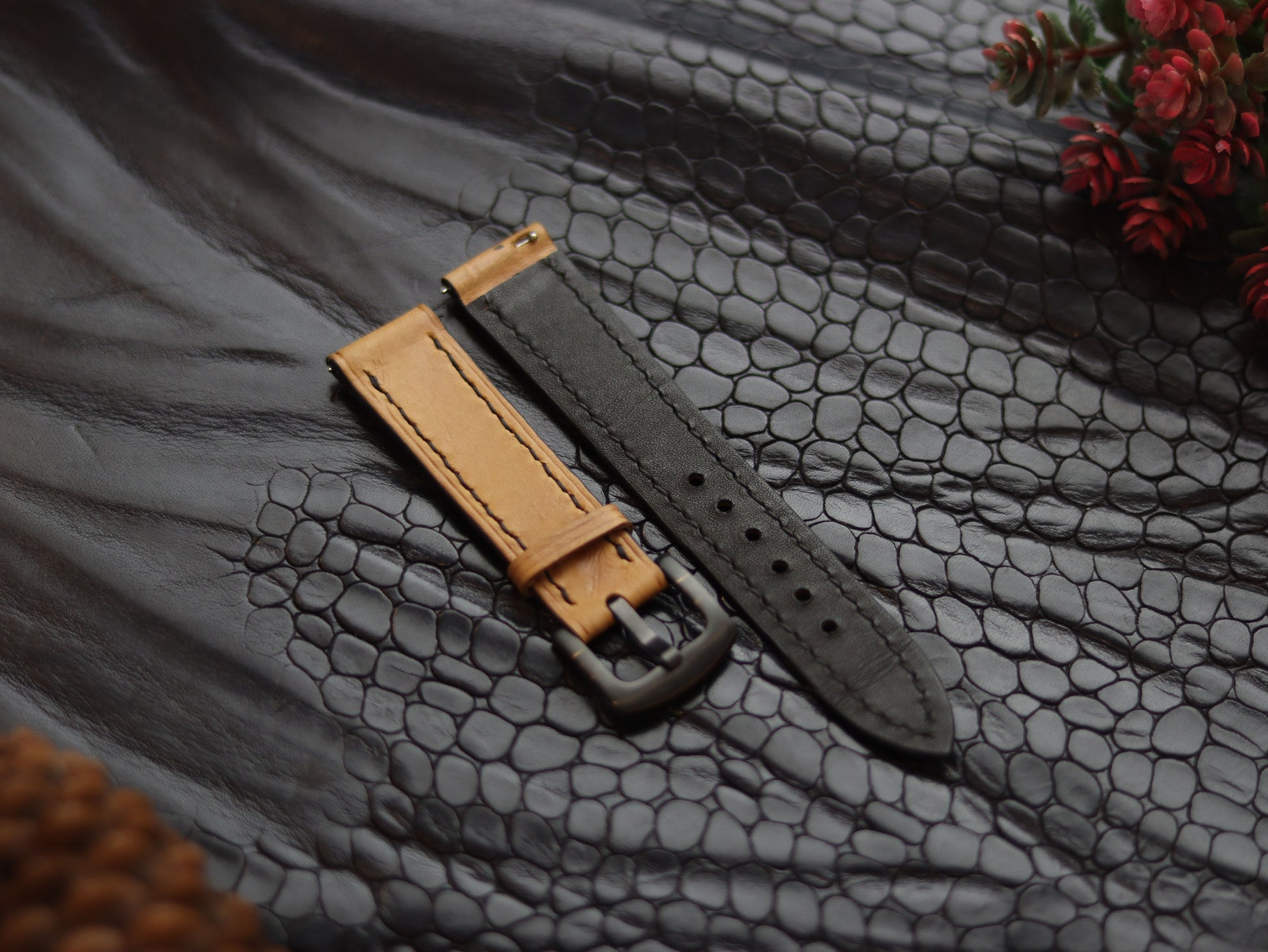 LEATHER STRAPS CLASSIC OAK (BLACK)  FULL STITCHED GRIP LEATHER GOODS