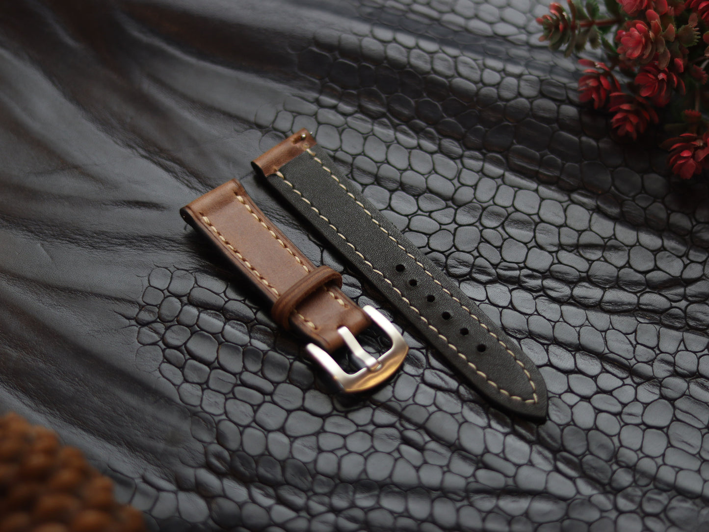 LEATHER STRAPS  COFFEE BROWN (BEACH) FULL STITCHED GRIP LEATHER GOODS
