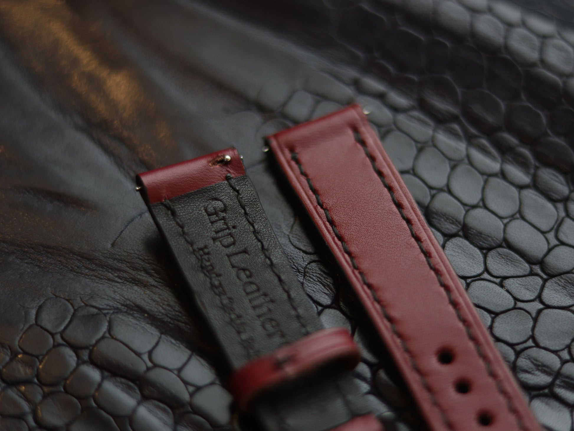 LEATHER STRAPS CRIMSON RED (BLACK) FULL STITCHED GRIP LEATHER GOODS
