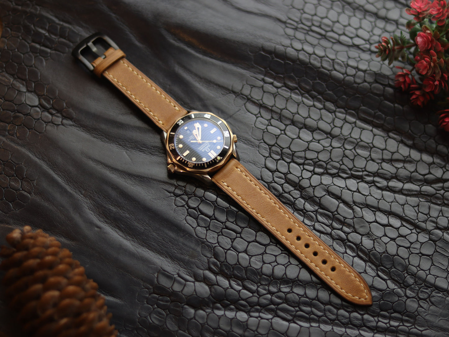 LEATHER STRAPS PEBBLE BROWN (BEACH)  FULL STITCHED GRIP LEATHER GOODS