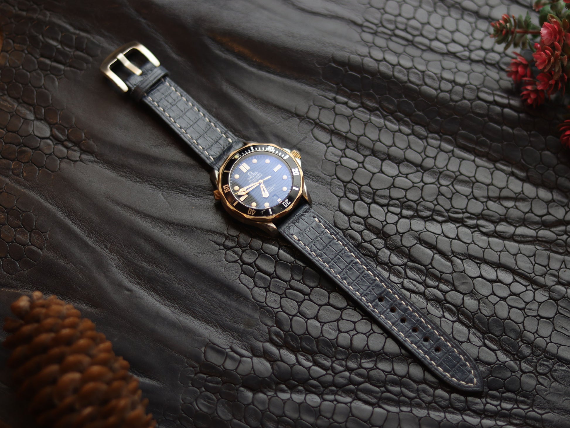 LEATHER STRAPS IMPERIAL BLUE (WHITE)  FULL STITCHED GRIP LEATHER GOODS