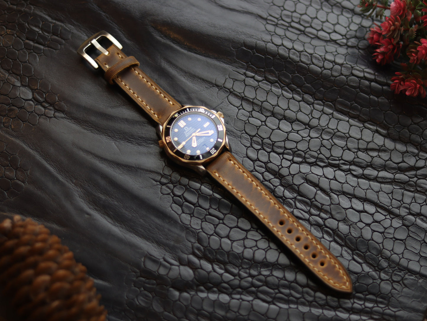 LEATHER STRAPS BRUNETTE BROWN (BEACH)  FULL STITCHED GRIP LEATHER GOODS