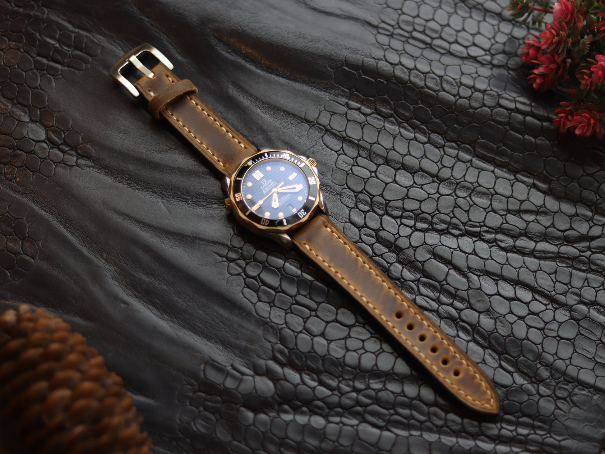 LEATHER STRAPS BRUNETTE BROWN (BEACH)  FULL STITCHED GRIP LEATHER GOODS