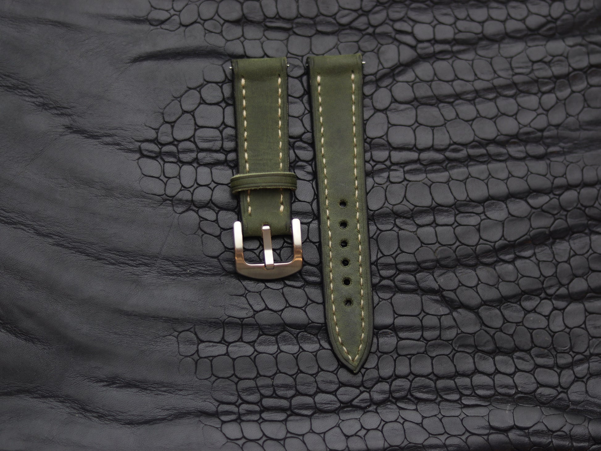LEATHER STRAPS EMERALD GREEN (BEACH)  FULL STITCHED GRIP LEATHER GOODS