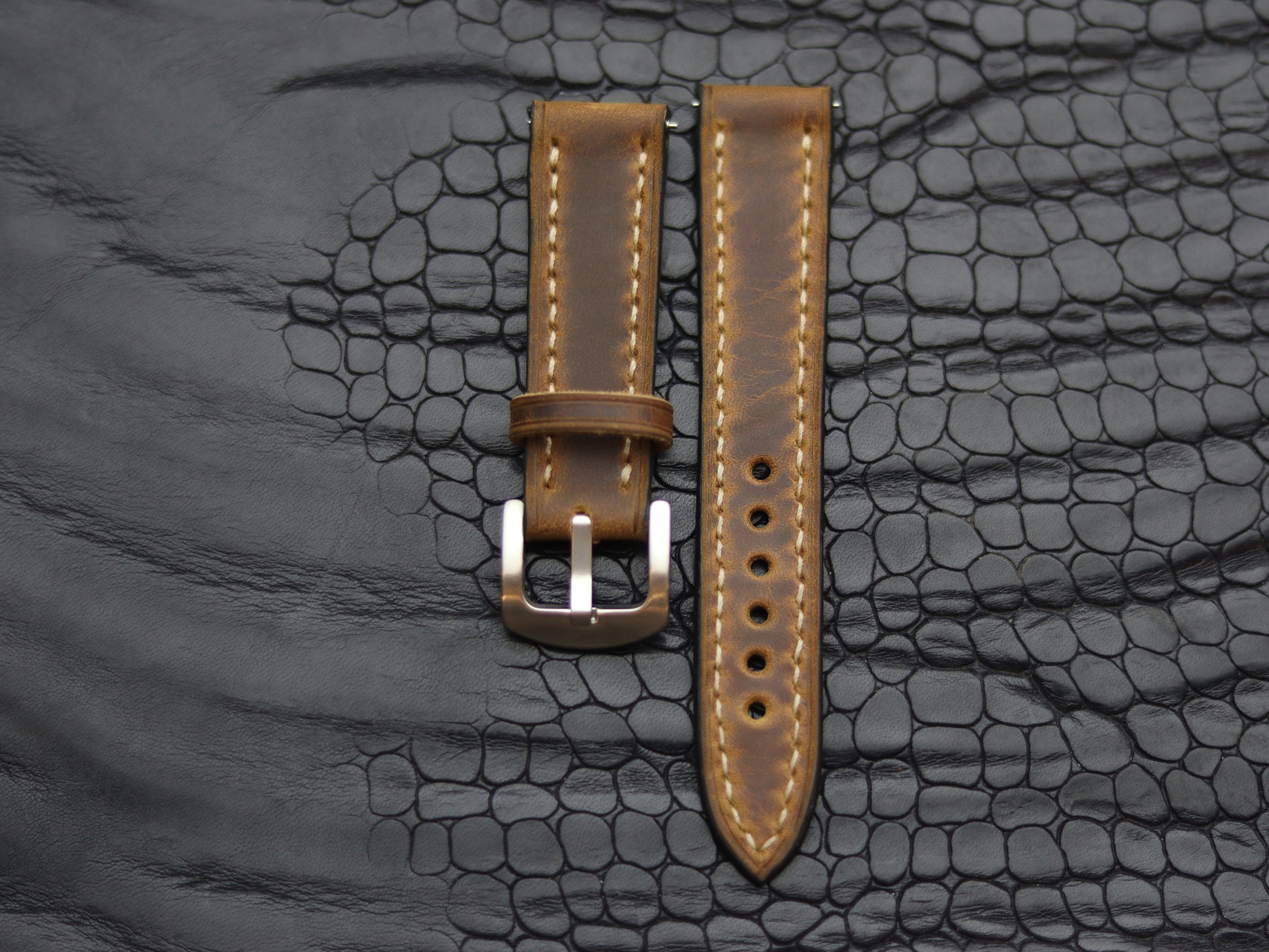 LEATHER STRAPS BRUNETTE BROWN (BEACH)  FULL STITCHED GRIP LEATHER GOODS
