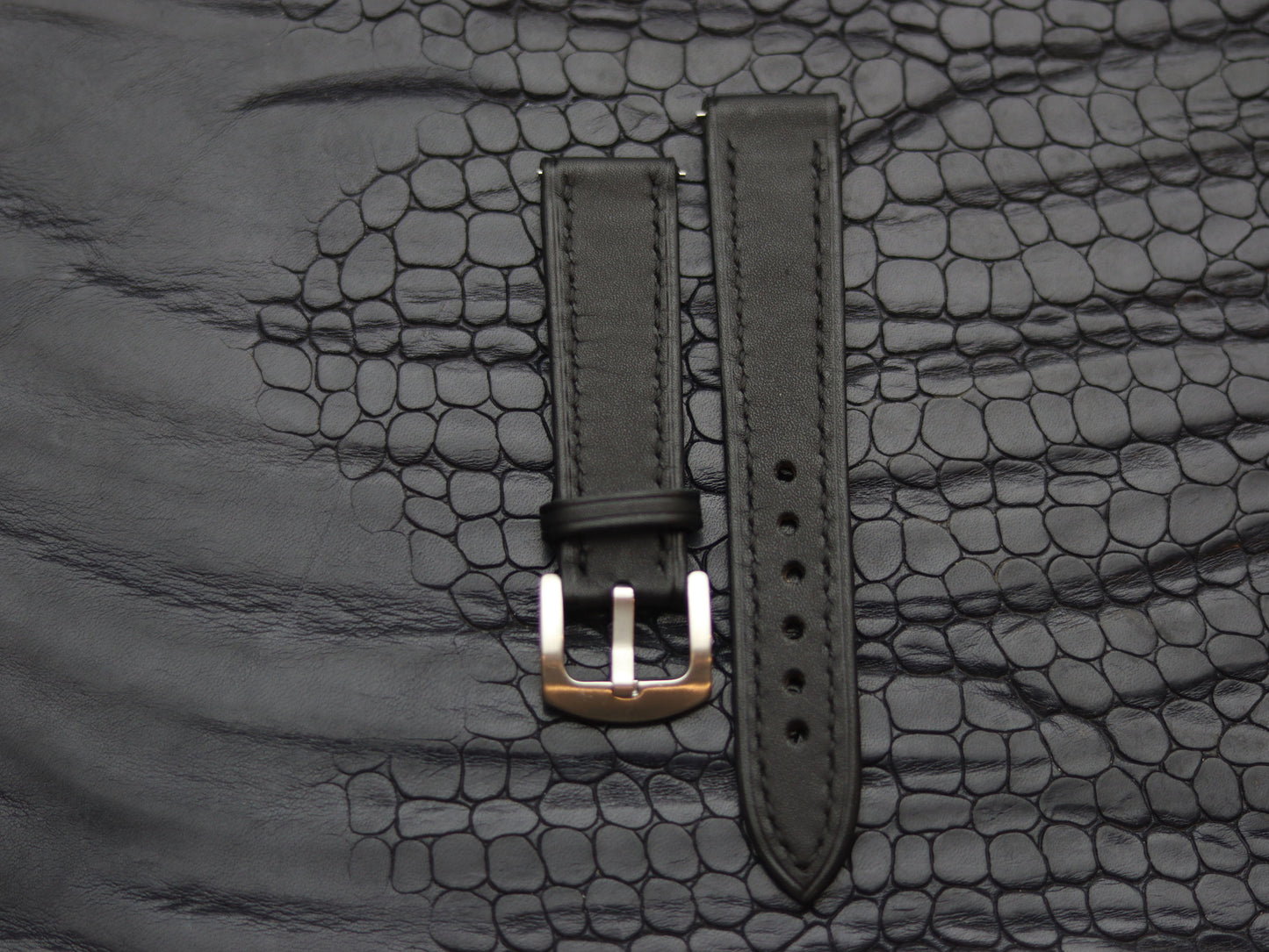LEATHER STRAPS MATTE  BLACK (BLACK) FULL STITCHED GRIP LEATHER GOODS