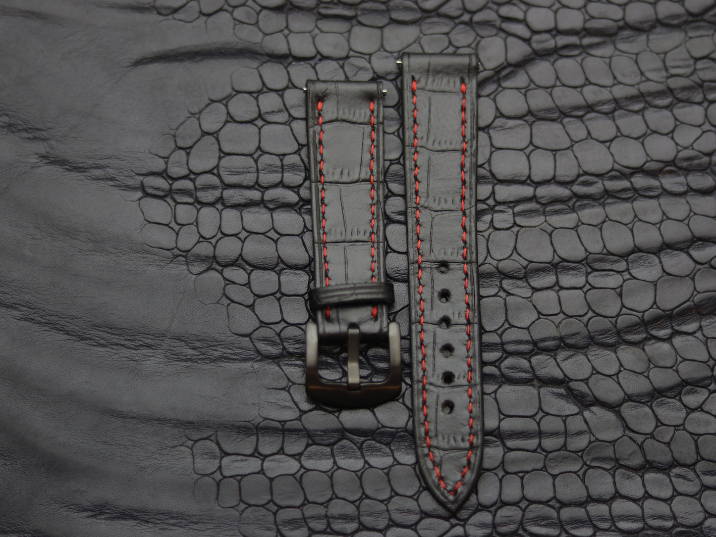 LEATHER STRAPS PYANTOM BLACK (RED)  FULL STITCHED GRIP LEATHER GOODS