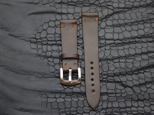 LEATHER STRAPS RUSTIC BROWN (BROWN) MINIMAL STITCHED GRIP LEATHER GOODS