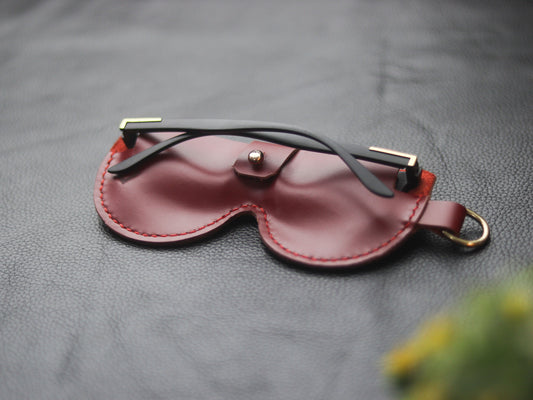 MINIMAL SUNGLASSES CASE  CRIMSON RED 01 GRIP LEATHER GOODS