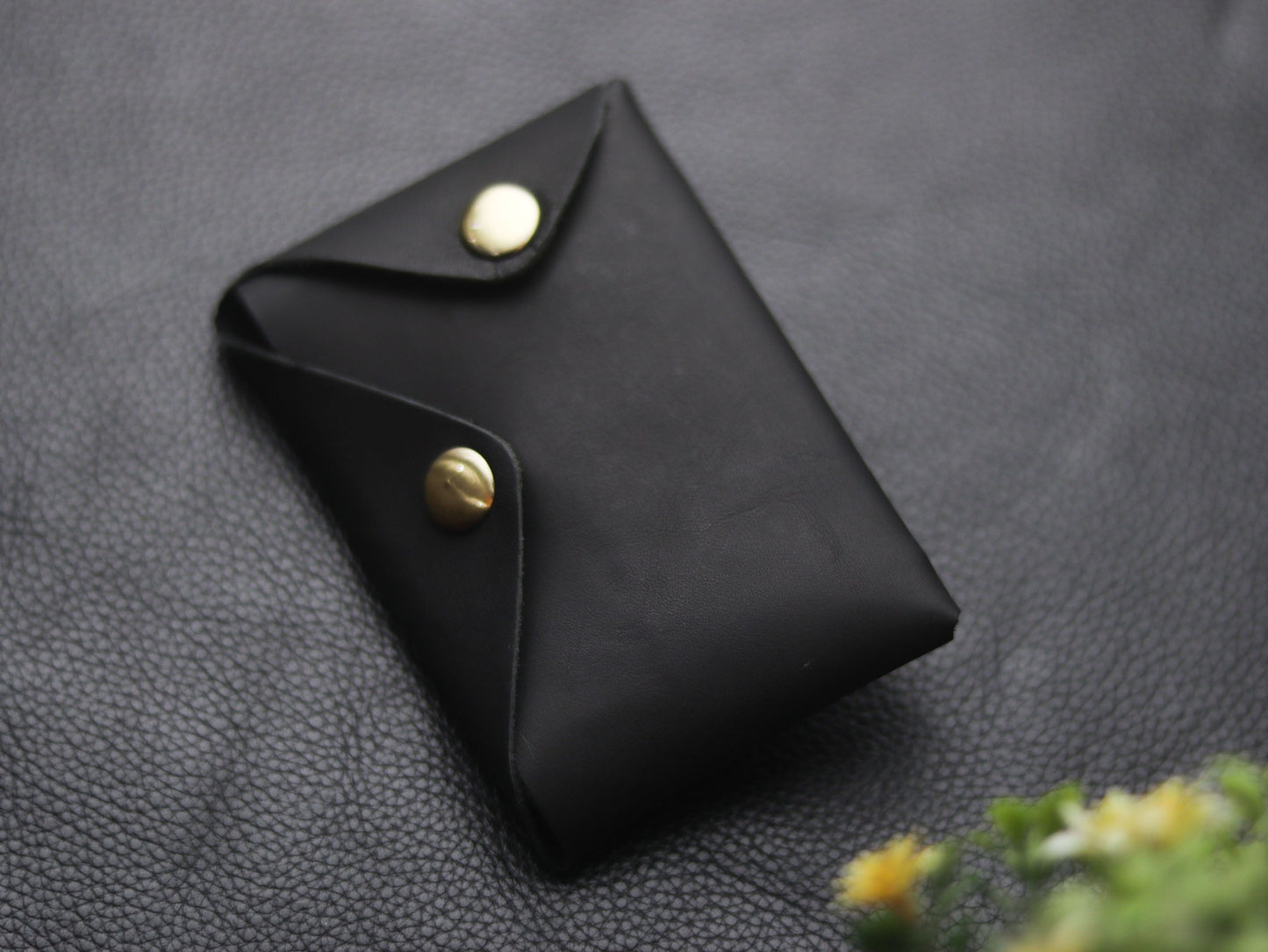 Stitchless minimalist Leather wallet & cardholder Ebony black grip