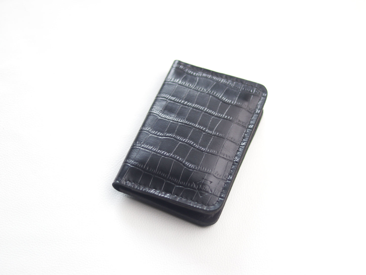 BI-FOLD SNAP WALLET CHIFFON WHITE AND BLACK