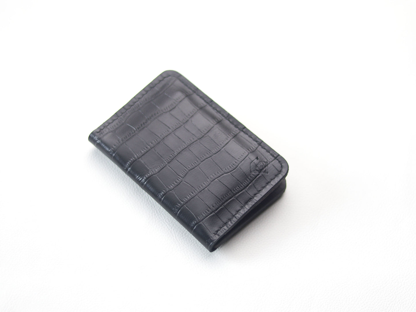 BI-FOLD SNAP WALLET CHIFFON WHITE AND BLACK