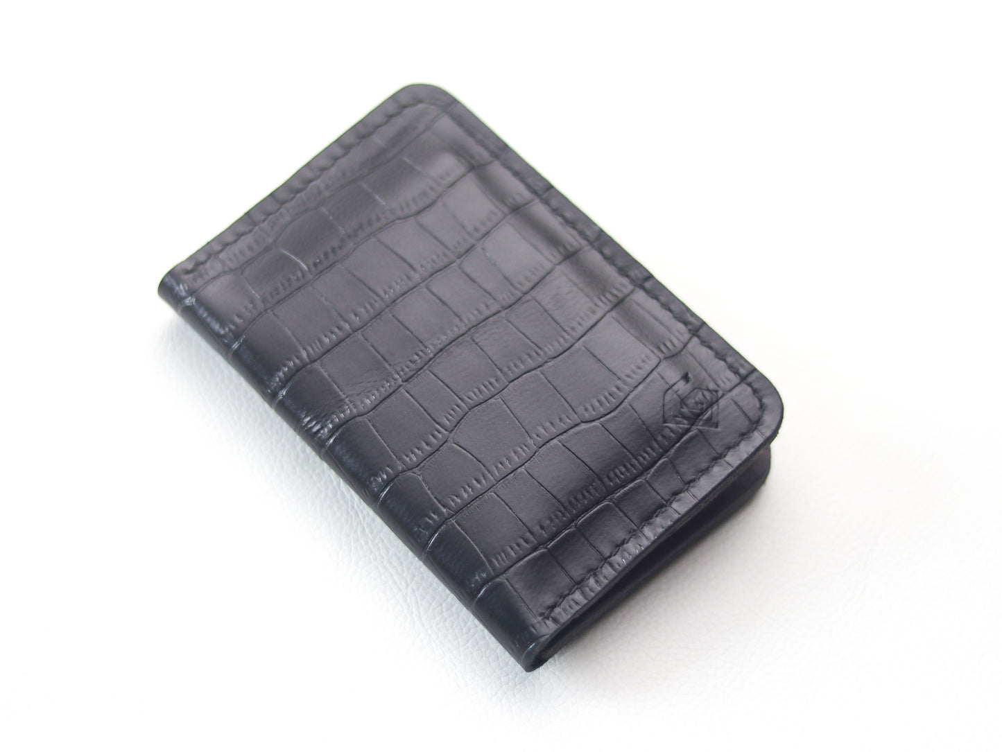 BI-FOLD SNAP WALLET CHIFFON WHITE AND BLACK