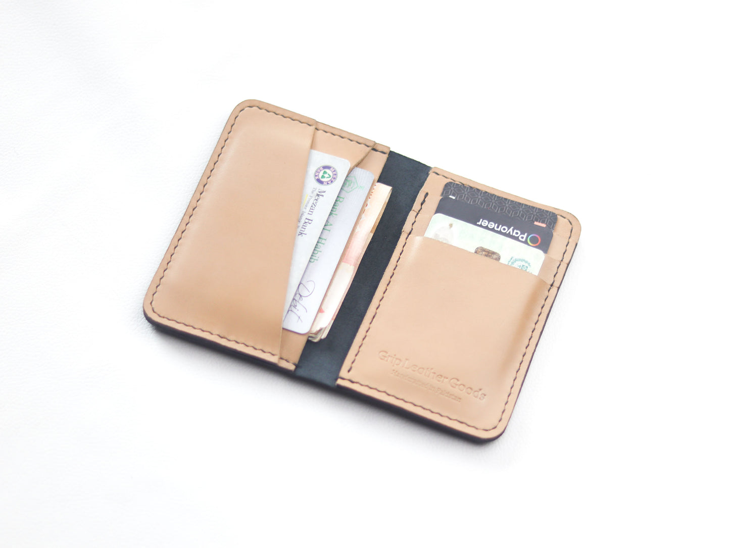 BI-FOLD SNAP WALLET CHIFFON WHITE AND BLACK