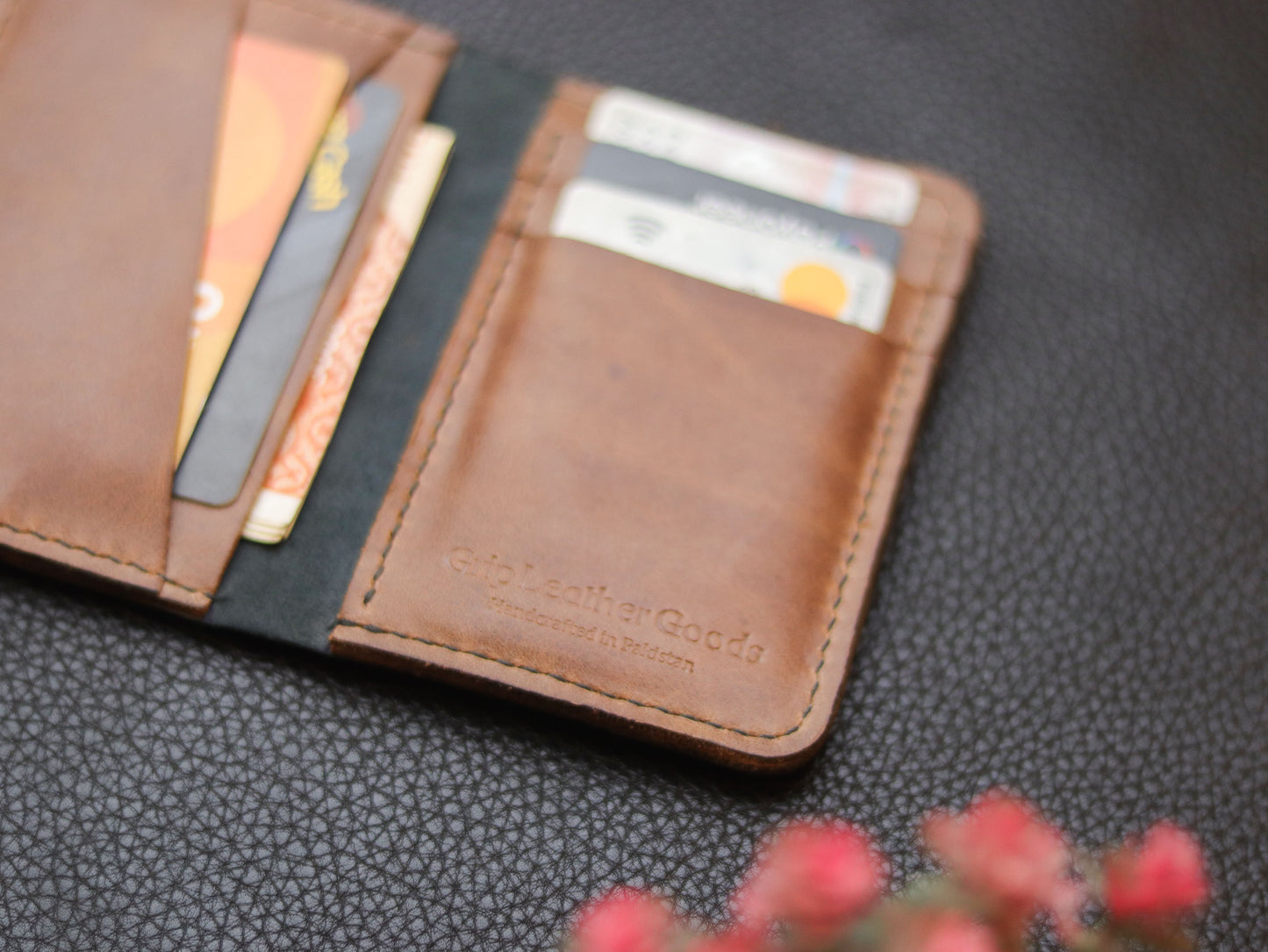 BI-FOLD SNAP WALLET BROWN AND BLACK