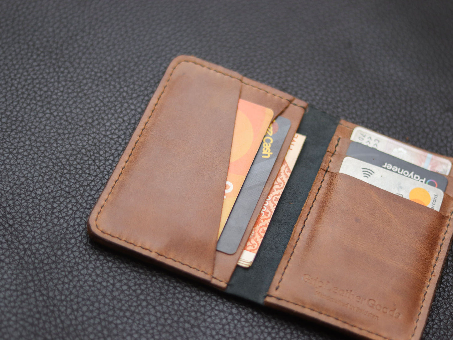 BI-FOLD SNAP WALLET BROWN AND BLACK