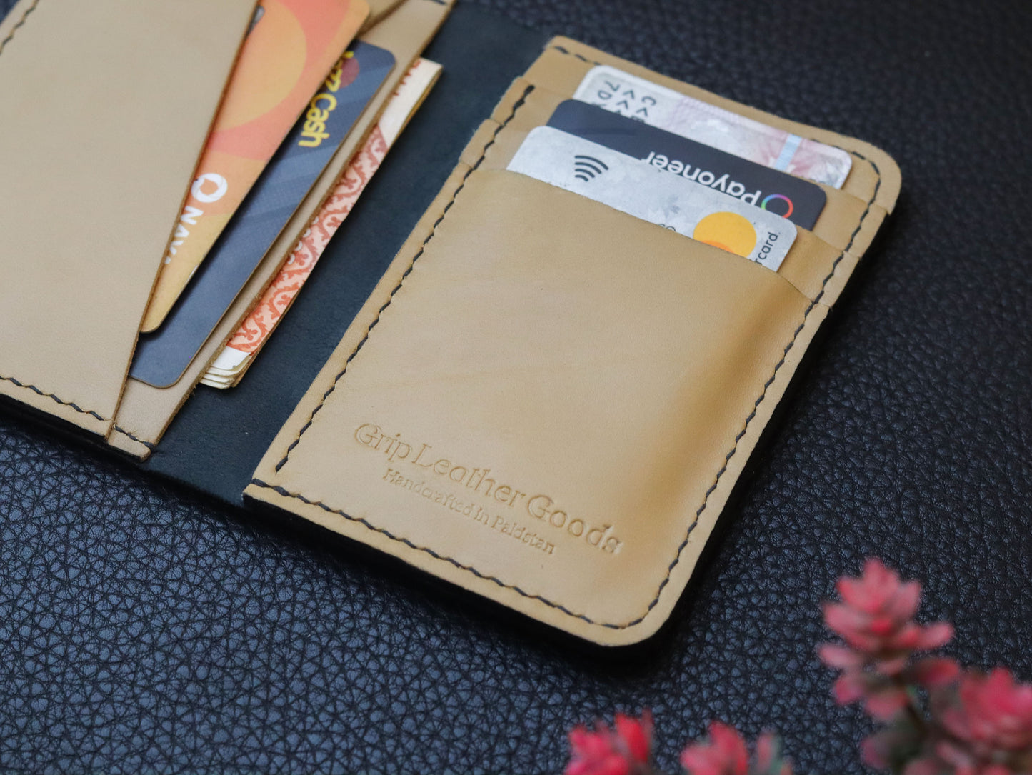 BI-FOLD SNAP WALLET CHIFFON WHITE AND BLACK